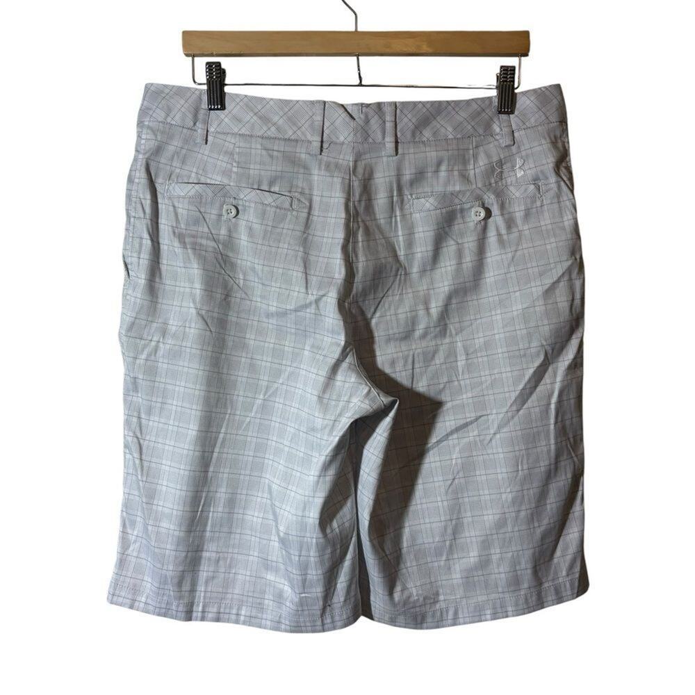 UNDER ARMOUR | shorts 34 34W - Picture 2 of 3